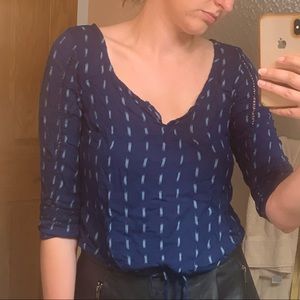 Aeropostale patterned shirt medium